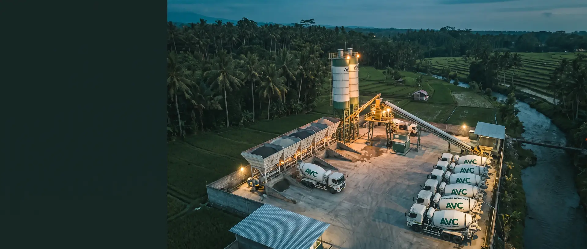 Illustration: batching plant at dusk